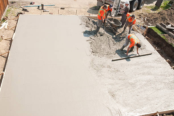 Best Concrete Driveway Installation in Hodgkins, IL